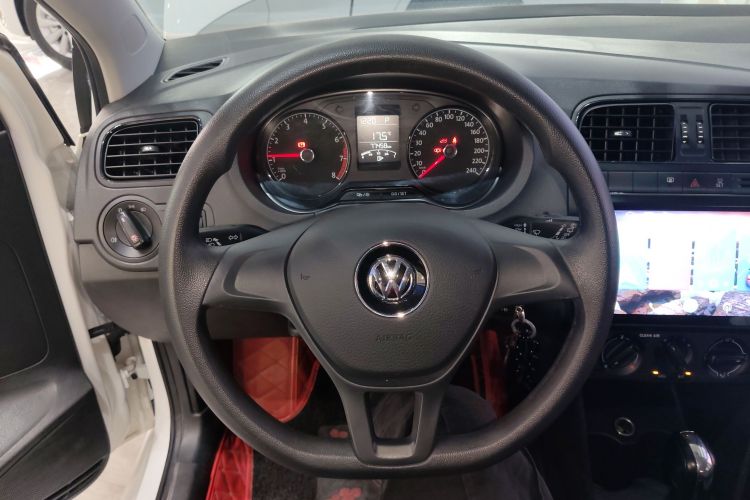 大众 Polo 2018款 1.5L 自动安驾型中控内饰13