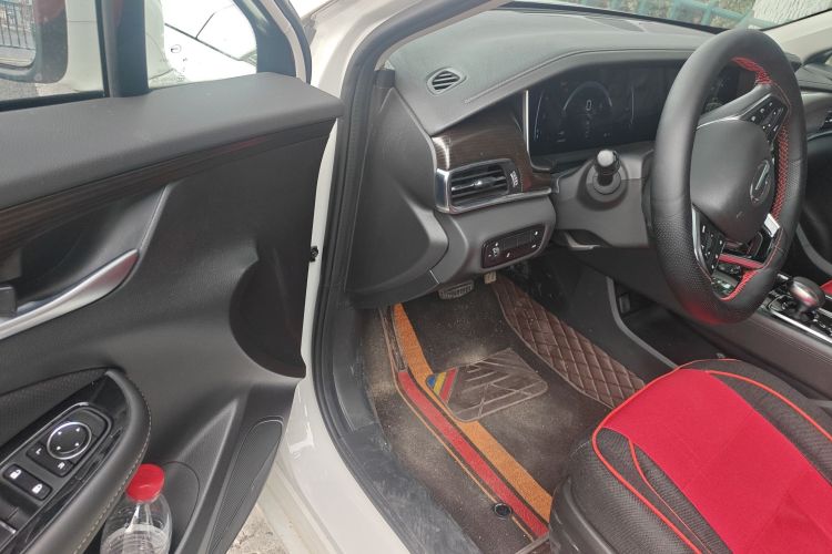 广汽传祺 传祺GA6 2022款 270T 自动精英版中控内饰20