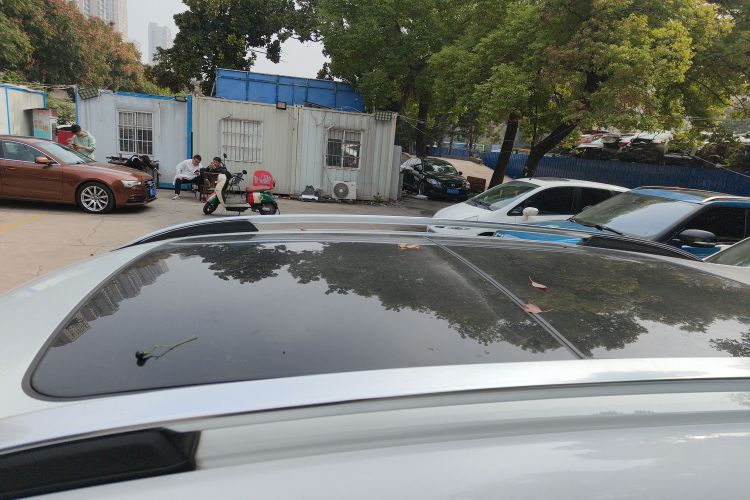 领克01 2017款 2.0T 两驱型Pro版局部细节57