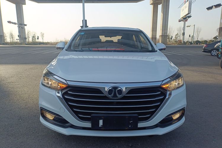 北京汽车 绅宝D50 2019款 1.5T CVT尊贵版 国VI车身外观2