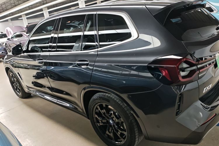 宝马iX3 2022款 领先型车身外观6003