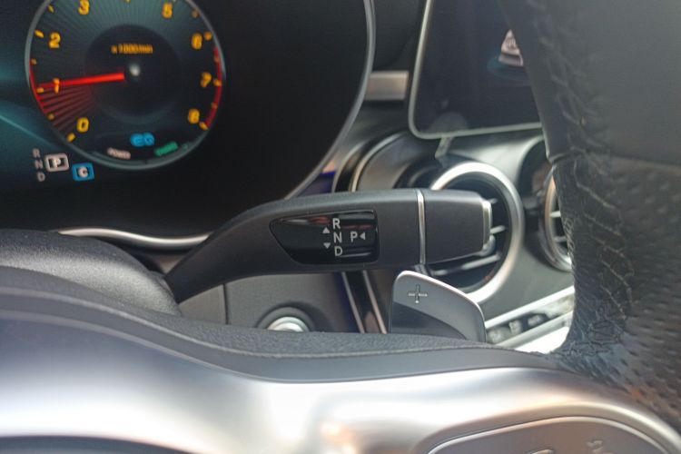 奔驰C级 2021款 C 260 L 运动星耀臻藏版中控内饰18