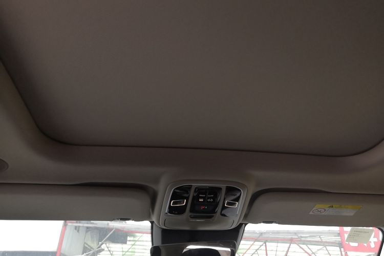 坦克500 2022款 3.0T 运动版 造境型 5座中控内饰22