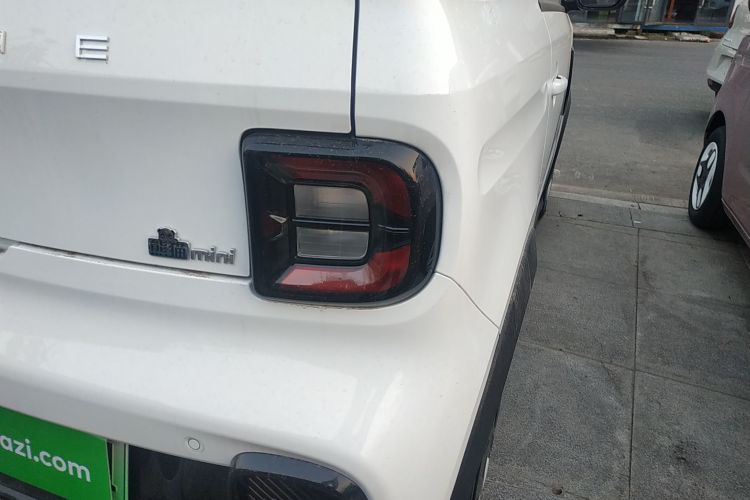 吉利银河 2025款 210km 熊猫卡丁车身外观6006