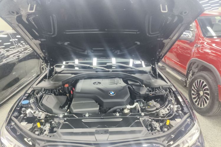 宝马3系 2022款 325Li M运动套装机舱底盘24