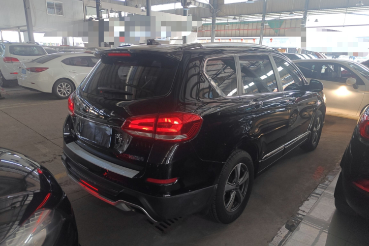 哈弗H6 2017款 蓝标 运动版 1.5T 手动两驱精英型车身外观7