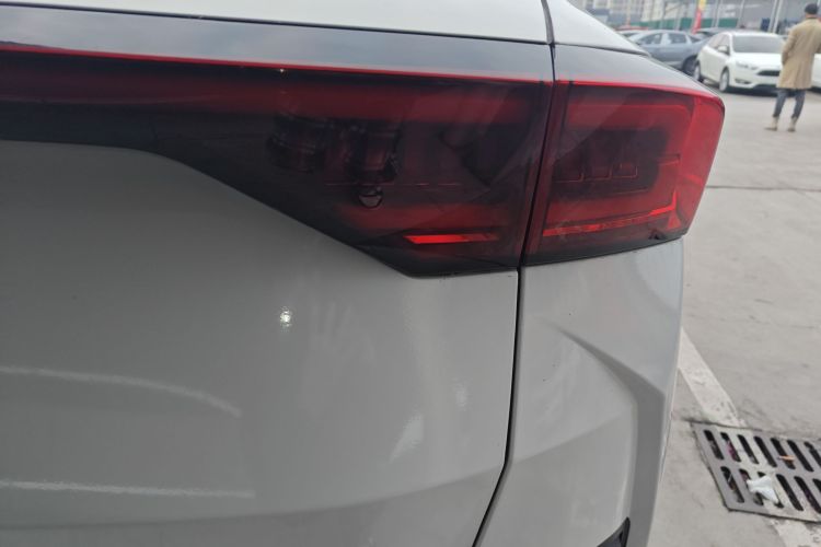 奔腾T77 2020款 PRO 280 TID 自动豪华型车身外观9