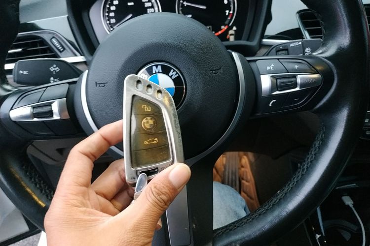 宝马X1 2021款 改款 sDrive20Li 尊享型中控内饰7001