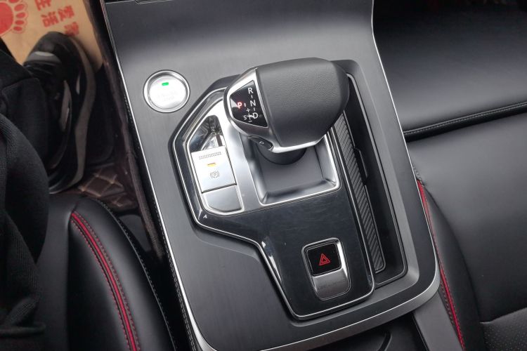 北京汽车 北京X7 2023款 1.5TD DCT超享+版中控内饰18