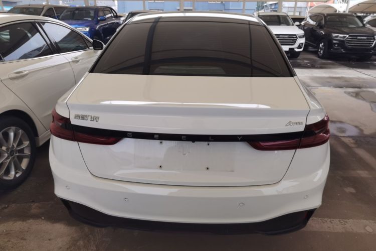 吉利几何A 2021款 Pro 畅享高维续航版 430KM A430平方版车身外观6