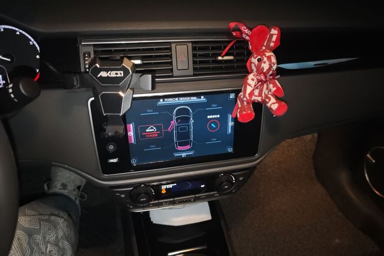 观致3 2015款 三厢 1.6T 自动致臻增强型中控内饰16