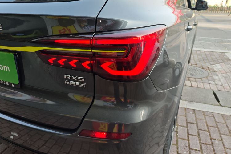 荣威RX5 2021款 PLUS 330TGI 自动国潮智臻版车身外观9