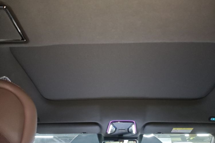 腾势Z9GT 2024款 1100四驱Ultra版中控内饰22