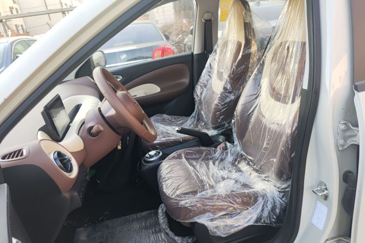 五菱汽车 五菱缤果 2025款 203km 轻享款中控内饰19