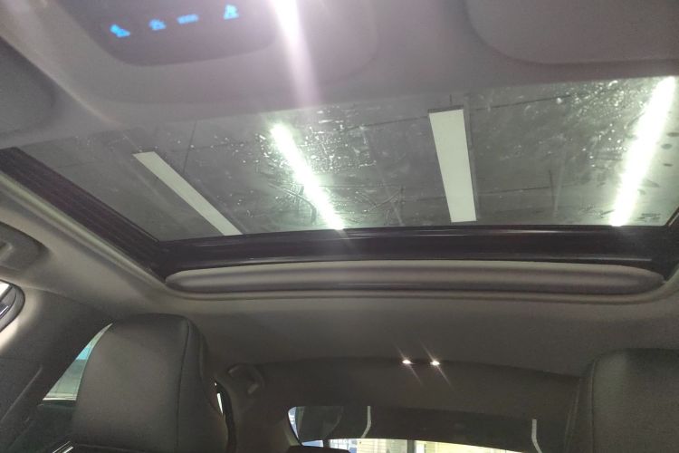 丰田 凯美瑞 2023款 2.0G 豪华版局部细节22