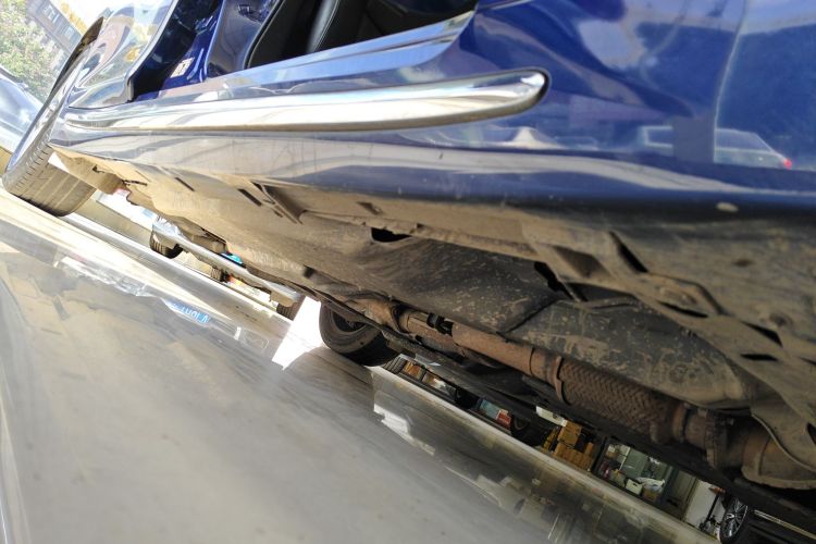 英菲尼迪Q50L 2016款 2.0T 悦享版局部细节9001