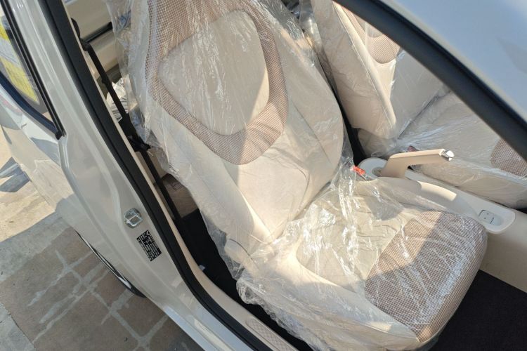 五菱汽车 宏光MINIEV 2024款 第三代 215km 青春版局部细节41