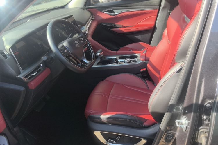 长安CS75 PLUS 2022款 1.5T 自动豪华型中控内饰19