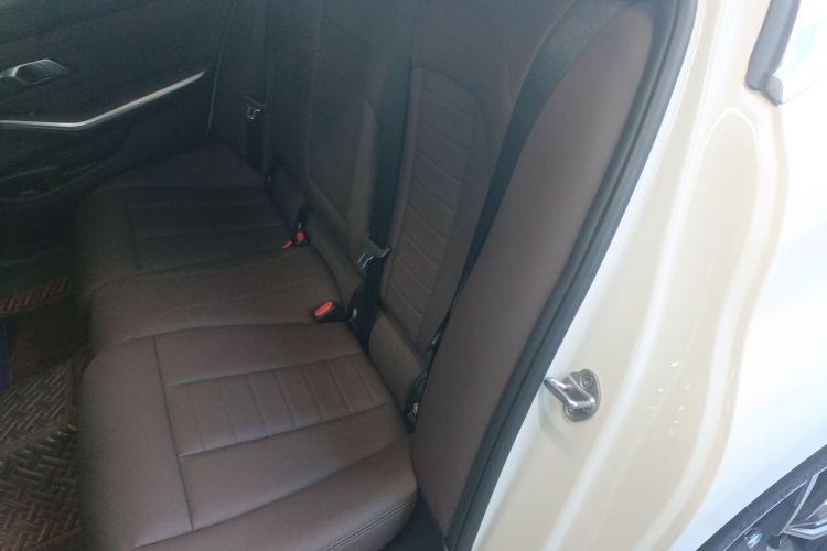 宝马3系 2020款 改款 325Li M运动套装中控内饰21