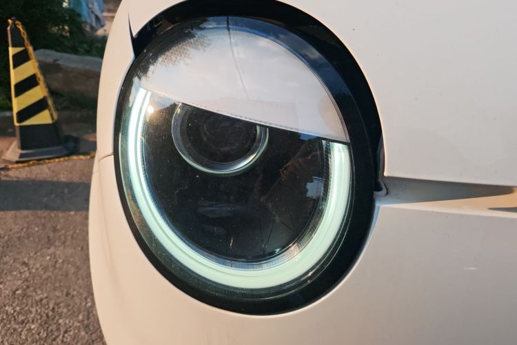 长安Lumin 2022款 301km 蜜甜款车身外观6006