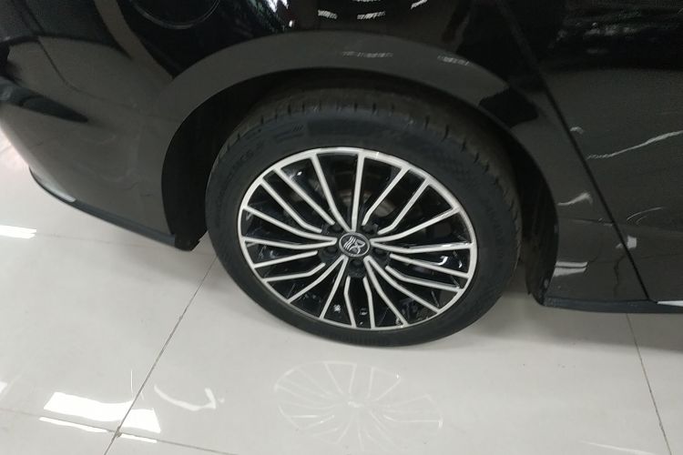 比亚迪 汉 2021款 EV 标准续航版豪华型车身外观6002