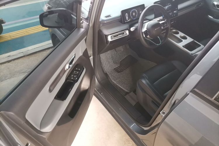 埃安 AION Y 2023款 Plus 610 乐享版中控内饰7003