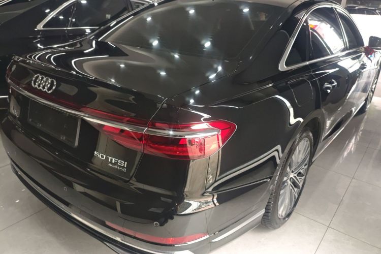 奥迪A8 2024款 A8L 50 TFSI quattro 臻选型车身外观6005