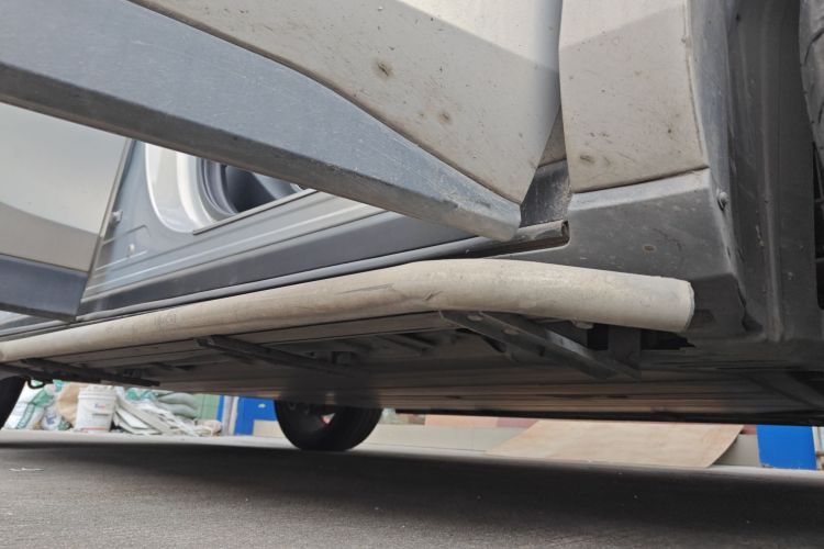 埃安 AION V 2021款 Plus 80 智享科技版 三元锂局部细节9001