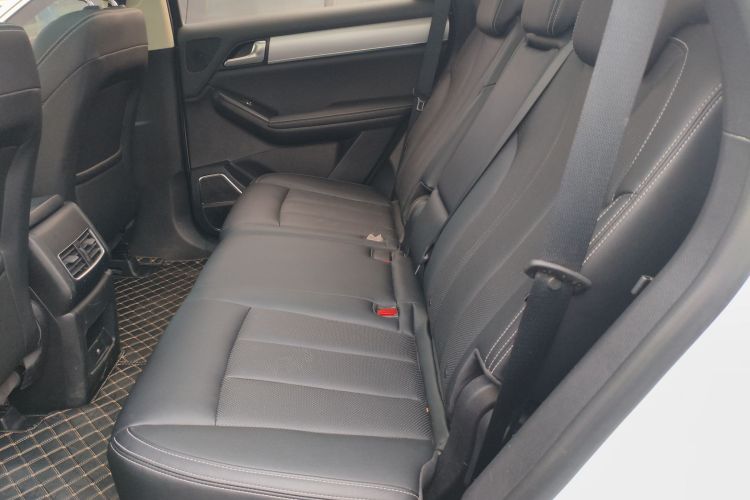 比亚迪 唐 2018款 2.0T 自动智联尊贵型 5座 国V中控内饰7004