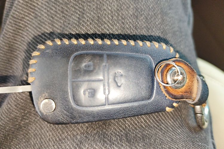 别克 英朗 2013款 GT 1.6L 自动时尚版中控内饰11