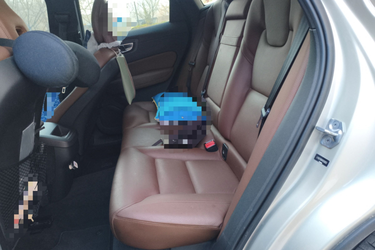 沃尔沃XC60 2019款 T5 四驱智远版 国V中控内饰21