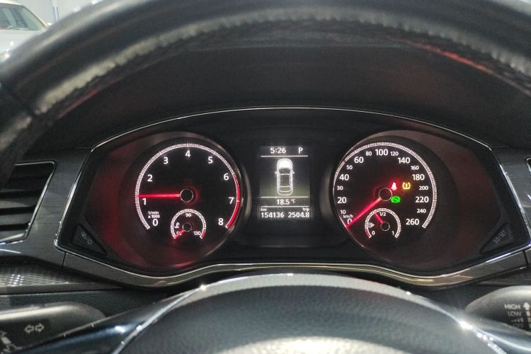 大众 帕萨特 2016款 330TSI DSG尊荣版中控内饰14