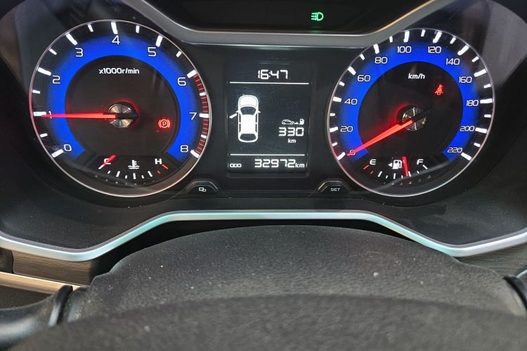 吉利汽车 远景X3 2017款 1.5L 手动尊贵型中控内饰15