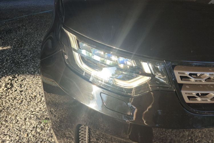 路虎 发现 2019款 3.0 SC V6 SE车身外观8