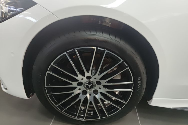 奔驰C级 2023款 C 260 L 运动版车身外观6007