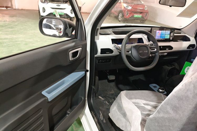 吉利银河 2024款 熊猫mini 200km 耐力熊中控内饰20