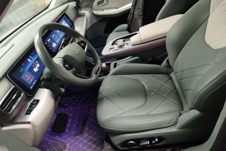 ARCFOX极狐 极狐 阿尔法S(ARCFOX αS) 2023款 735E+ 森林版 160kW局部细节19