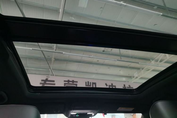 凯迪拉克XT4 2024款 28T 两驱尊贵型局部细节22