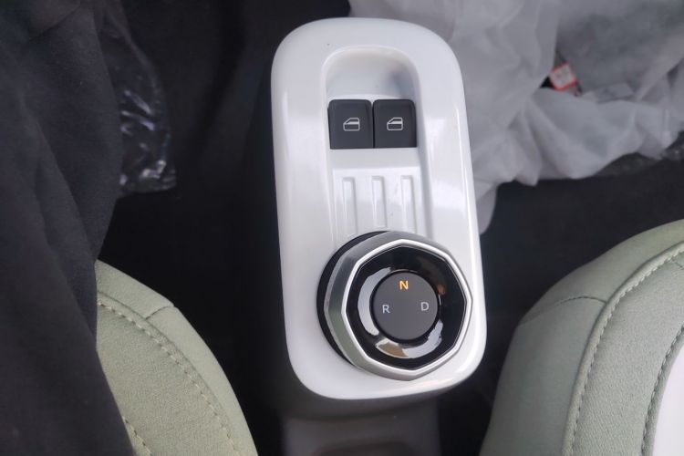 吉利银河 2025款 210km 熊猫骑士局部细节18