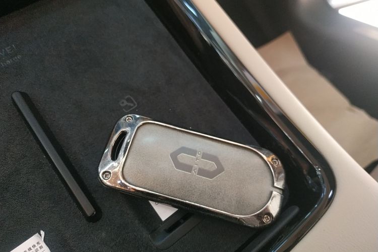 鸿蒙智行 问界M5 2022款 纯电后驱标准版中控内饰7001