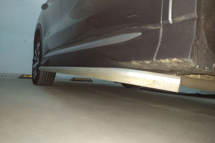 比亚迪 宋PLUS新能源 2023款 冠军版 DM-i 110KM 旗舰PLUS局部细节9001