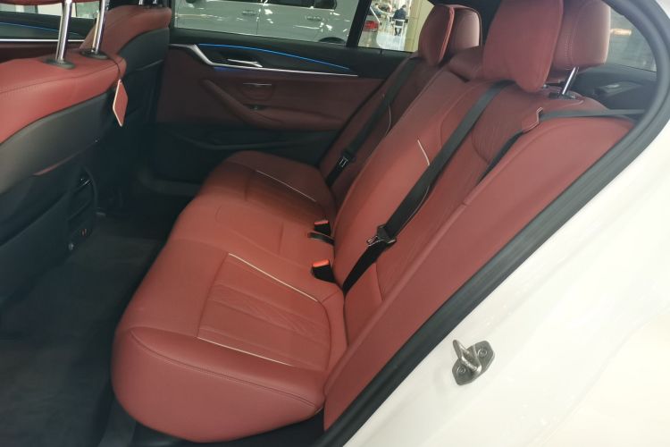 宝马5系新能源 2021款 改款 535Le M运动套装中控内饰21