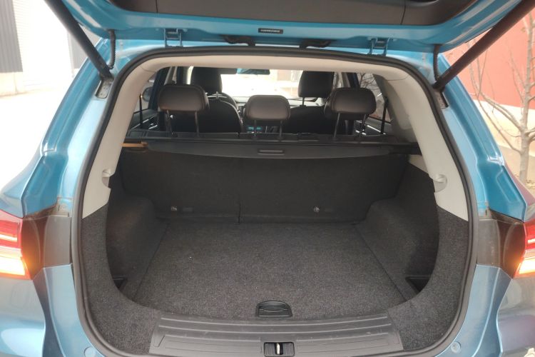 荣威RX5 2019款 20T 两驱自动Ali智联网铂金版局部细节23