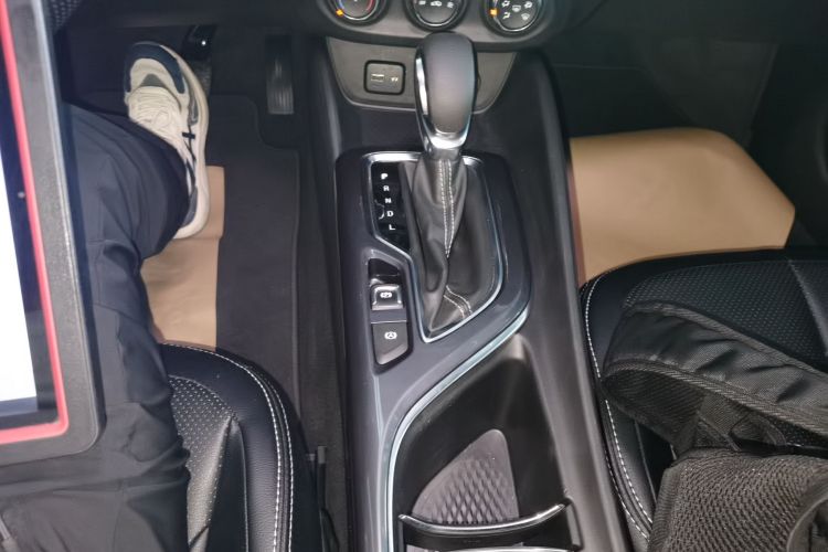 别克 威朗 2022款 Pro 532T 乐行版中控内饰18