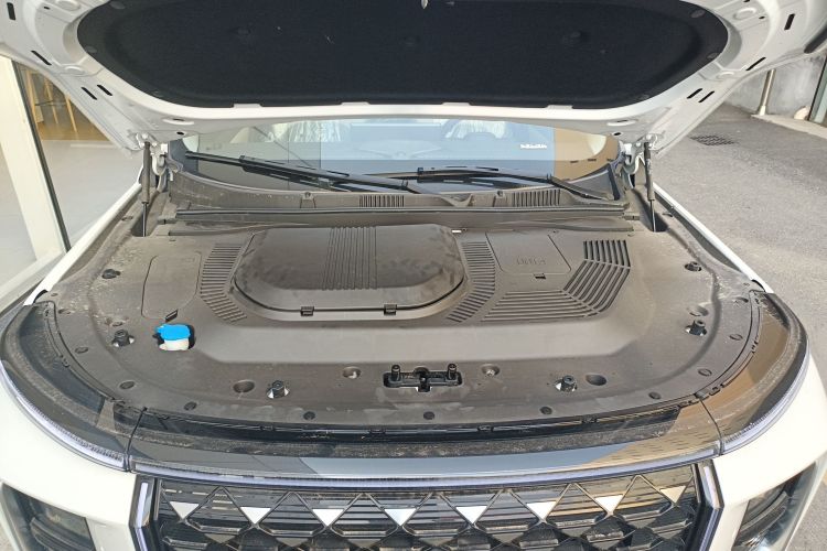 捷途山海L9 2024款 1.5TD 2DHT Pro 7座机舱底盘24