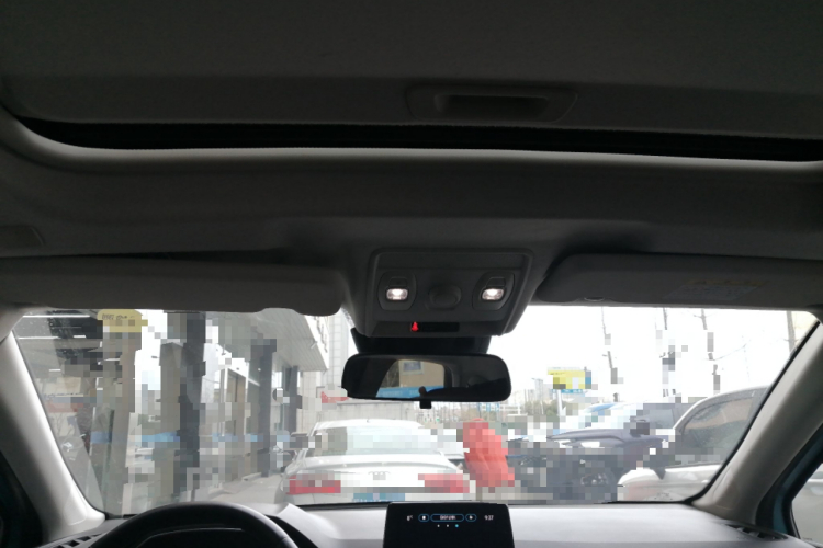 雷诺 科雷缤 2019款 TCe270 自动劲享型中控内饰22