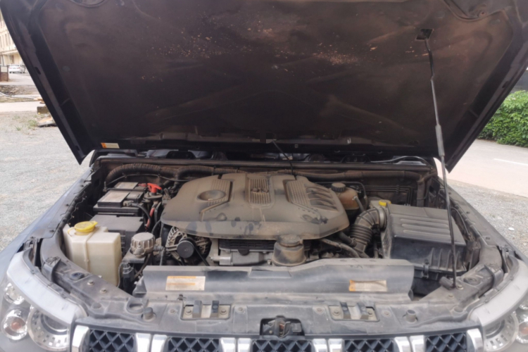 北京BJ40 2017款 40L 2.3T 自动四驱环塔冠军版局部细节24