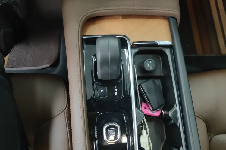 沃尔沃S90 2022款 B5 智逸豪华版中控内饰18