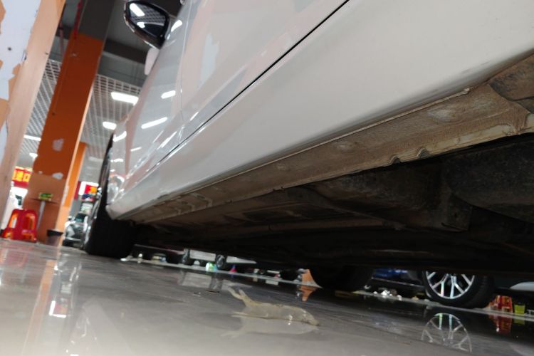 日产 天籁 2021款 2.0L XL 舒适版局部细节9002