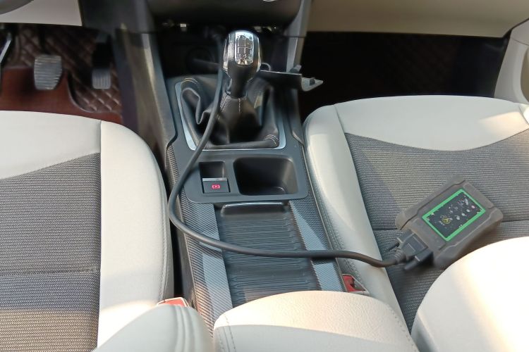 雪铁龙C4L 2015款 1.8L 手动领先版局部细节18